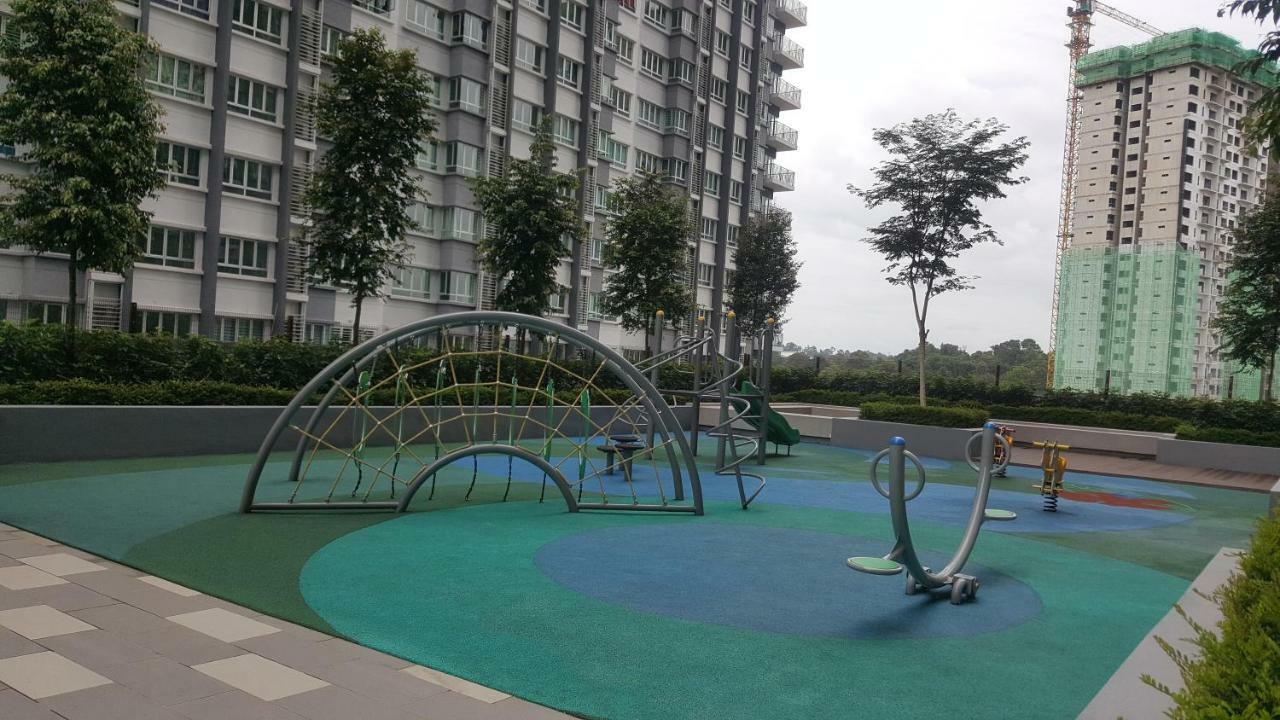 Apartment  Kampong Tangkas Exterior foto